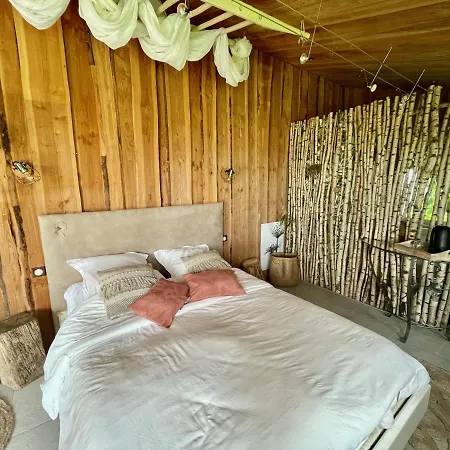 Bed & Breakfast Le P'tit Nid De Gabriel *