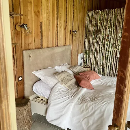 Le P'tit Nid De Gabriel Bed & Breakfast 3*