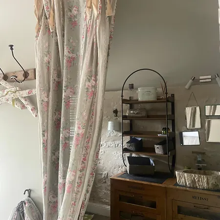 Bed & Breakfast Le P'tit Nid De Gabriel Les Touches-de-Perigny