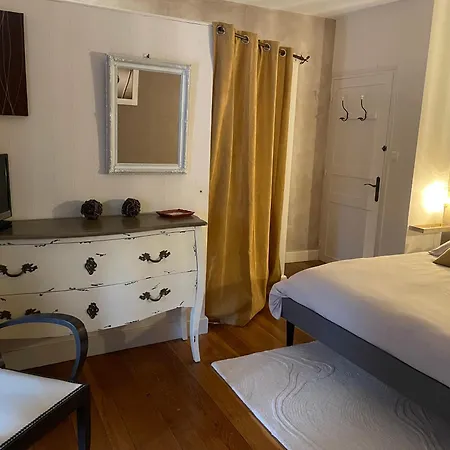 Le P'tit Nid De Gabriel Bed & Breakfast 3*