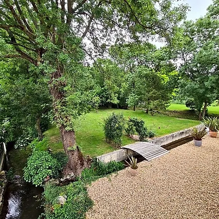 Le P'tit Nid De Gabriel Bed & Breakfast 3*